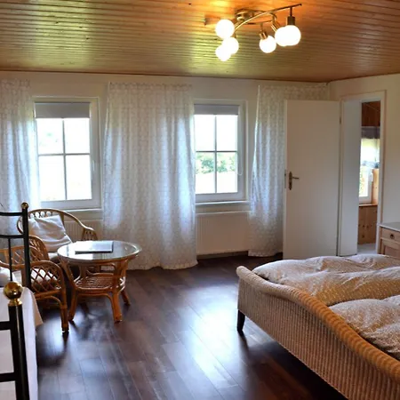 Gutshaus Zietlitz Guest house 3*