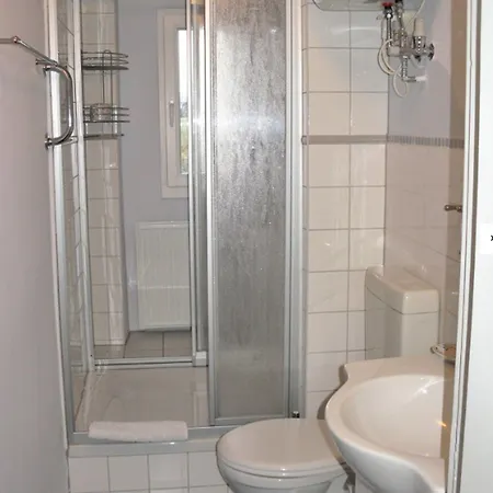 Gutshaus Zietlitz 3*